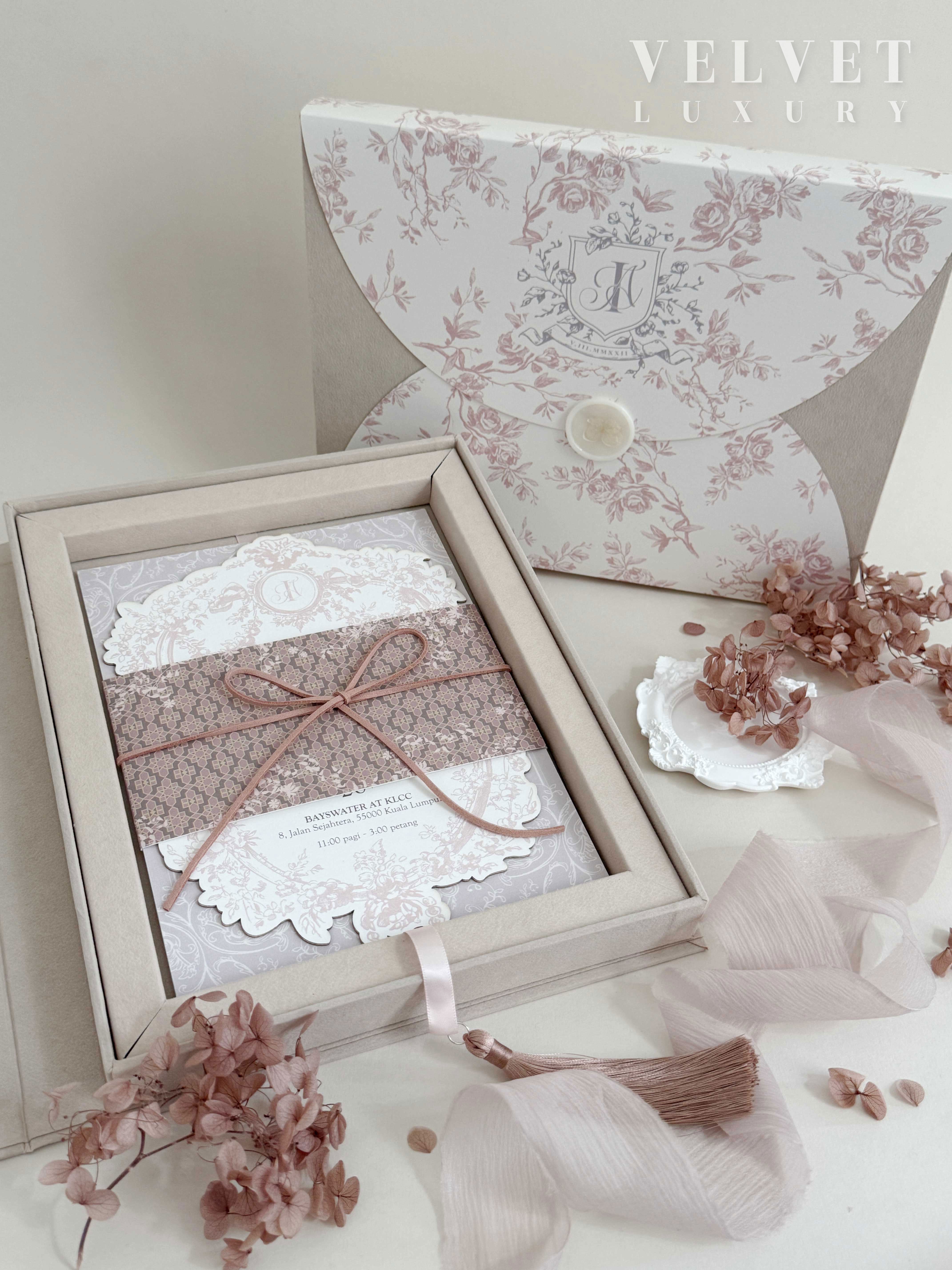 The Velvet Luxury Suite - Special Edition