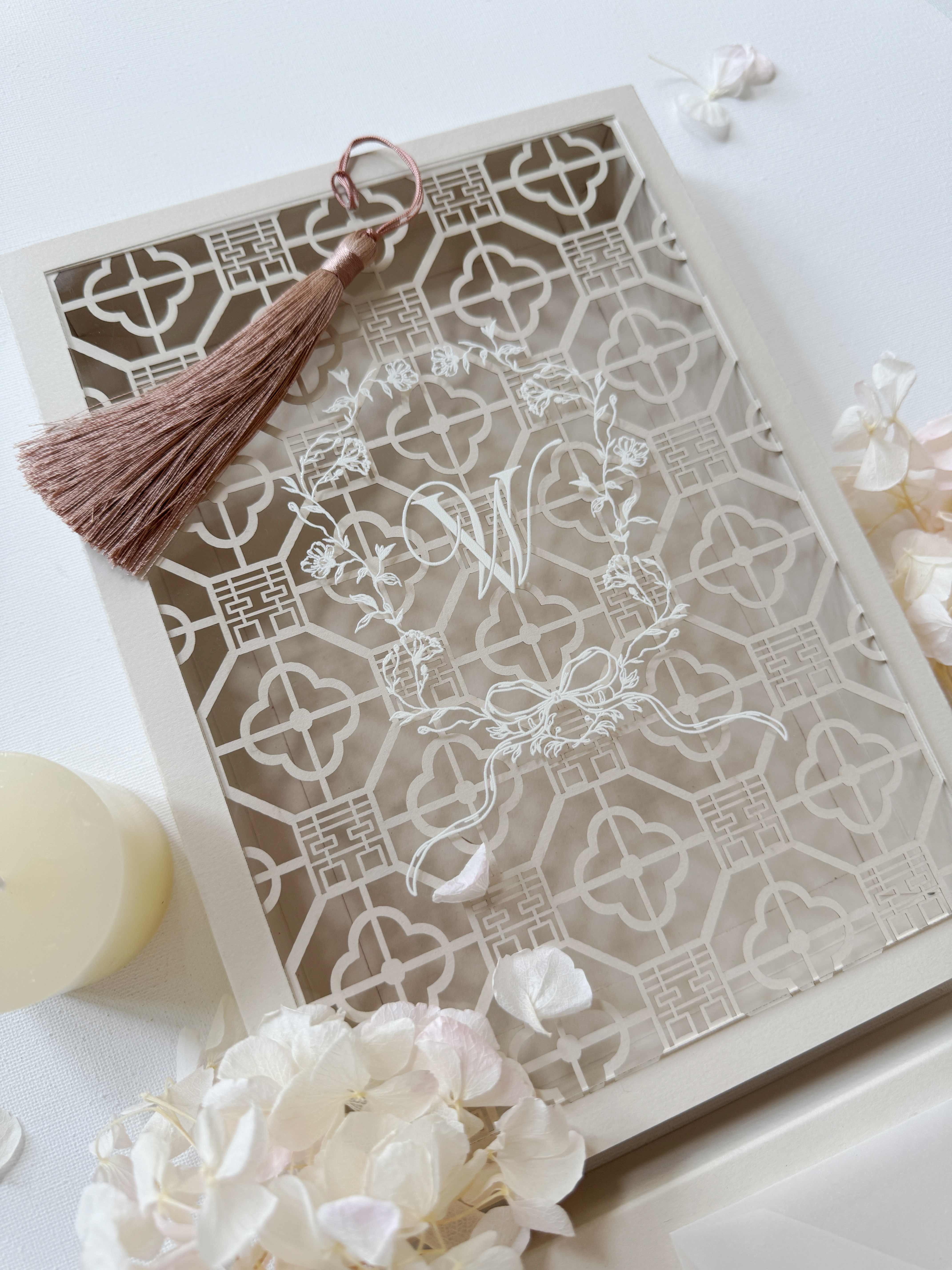 The Acrylic Keepsake Suite | Dried Flower