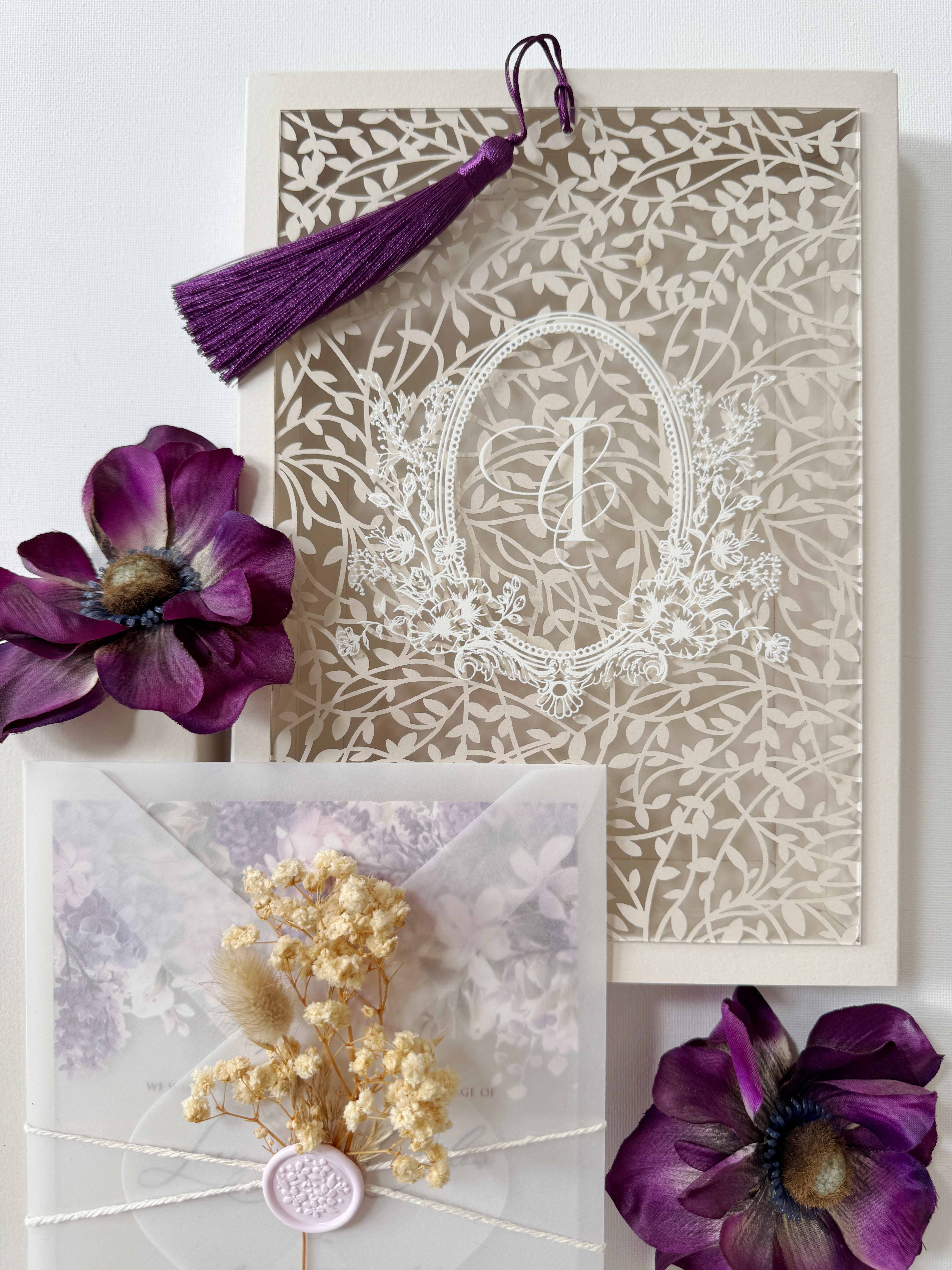The Acrylic Keepsake Suite | Dried Flower