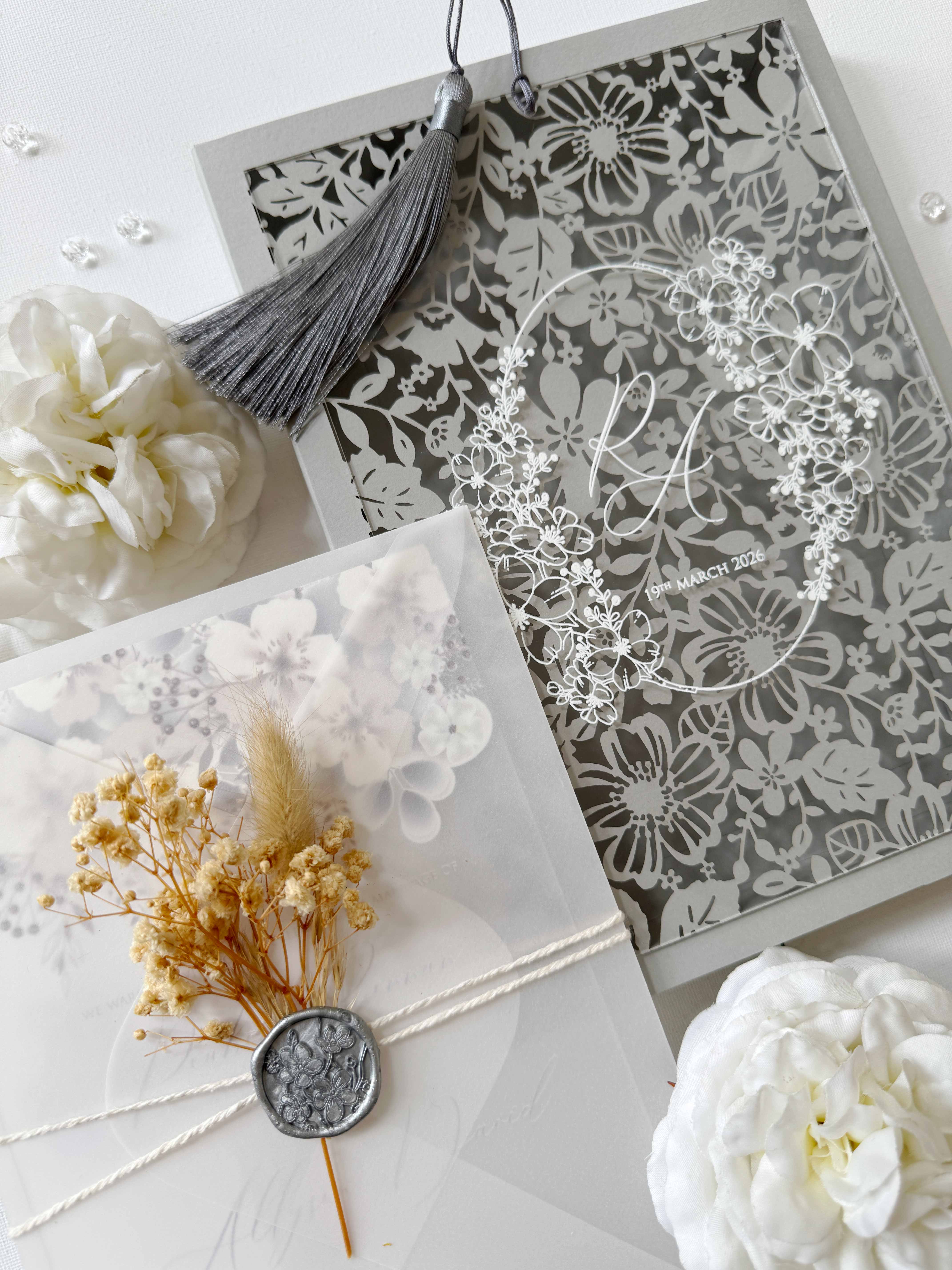The Acrylic Keepsake Suite | Dried Flower