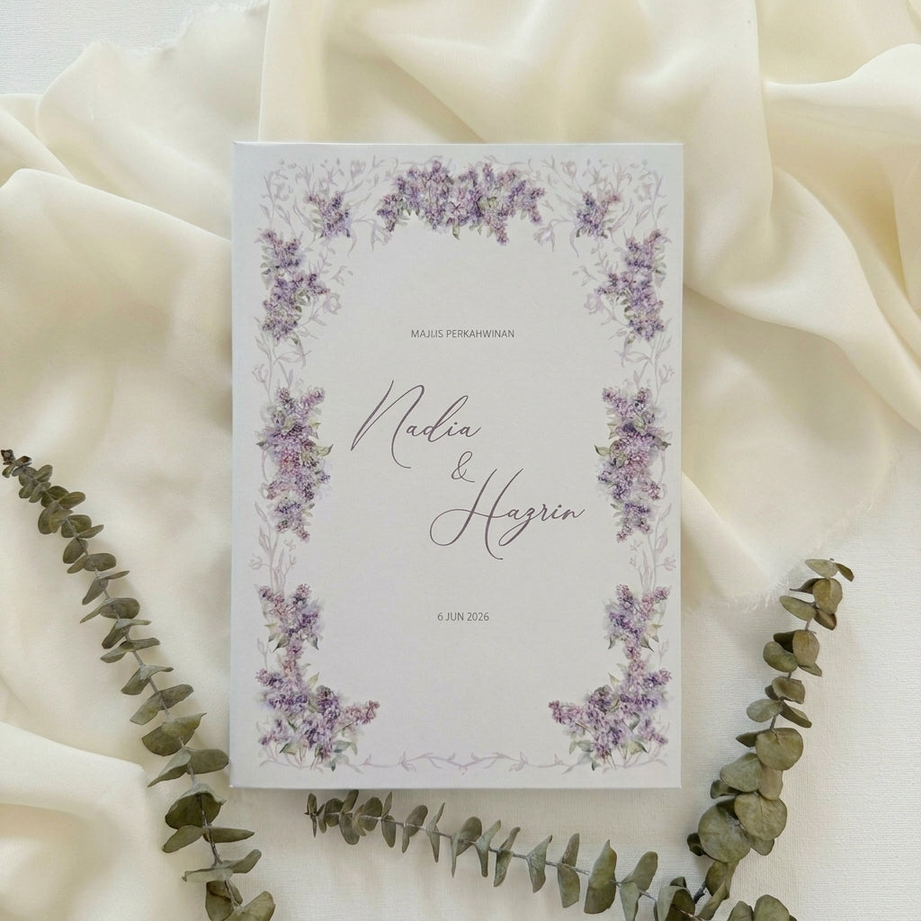 Hardcover wedding invitations offer a premium, book-like luxury presentation that makes a lasting statement for high-end ceremonies. Built on durable rigid chipboard, these invitations are often paired with high-end textures like matte laminate, velvet, or suede, and are finished with elegant hot foil stamping.