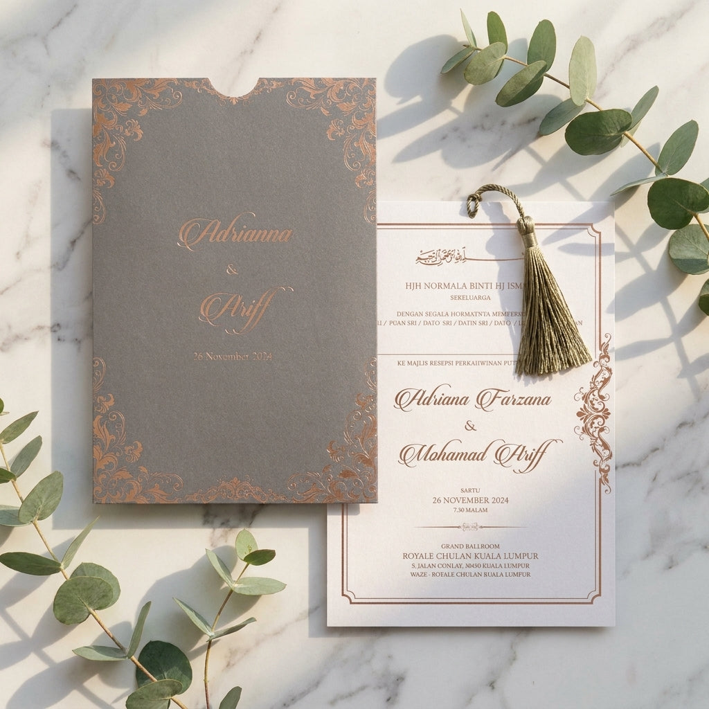 Pocket wedding invitations will not only impress your guests with its unmissable beauty, but they have also been cleverly designed to keep all of your wedding stationary in the one place.