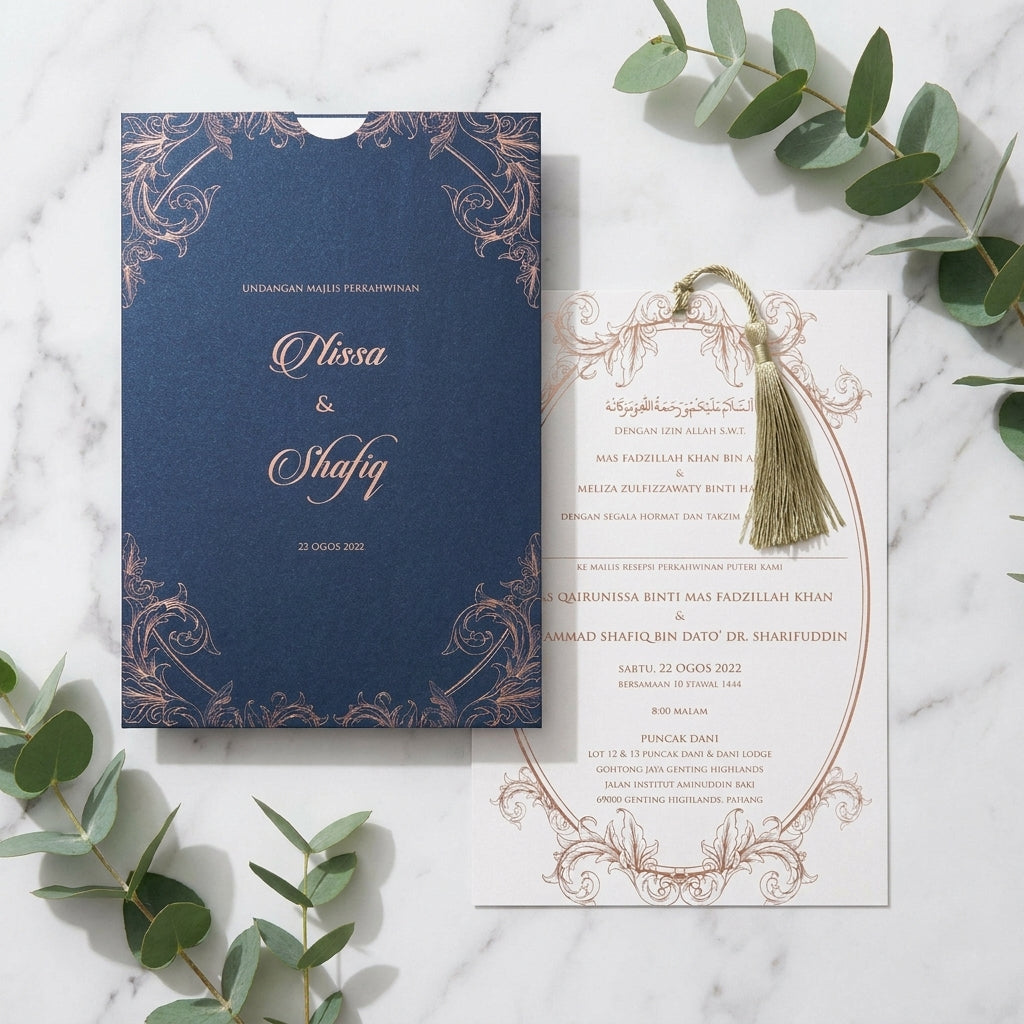 Pocket wedding invitations will not only impress your guests with its unmissable beauty, but they have also been cleverly designed to keep all of your wedding stationary in the one place.